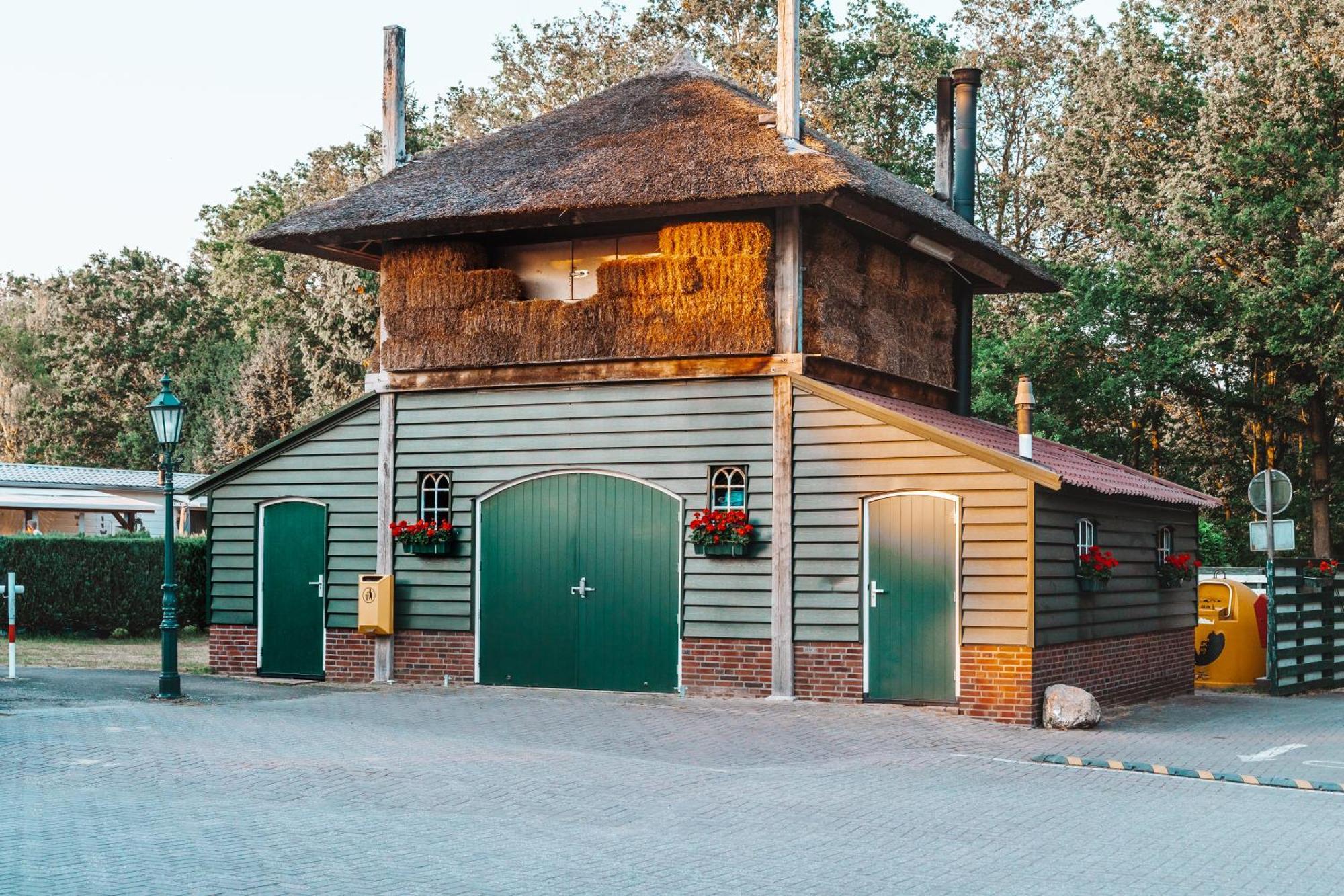 Campismo de Luxo Glamping Luxe Safaritent 1